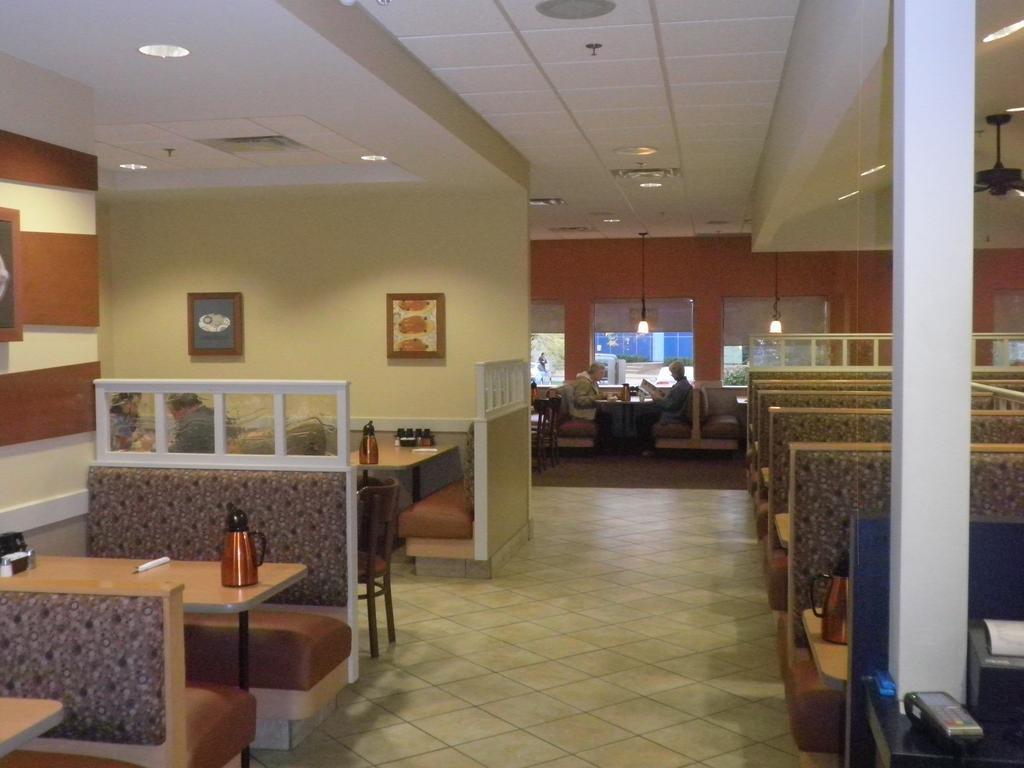 Comfort Inn Saint Catharines Exterior photo