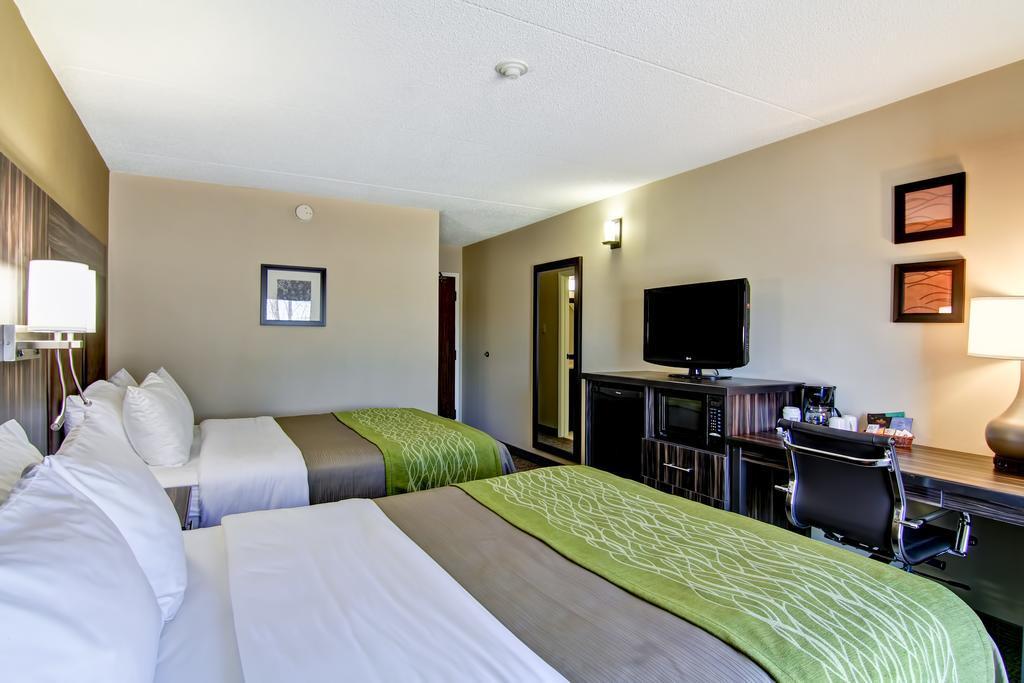 Comfort Inn Saint Catharines Exterior photo