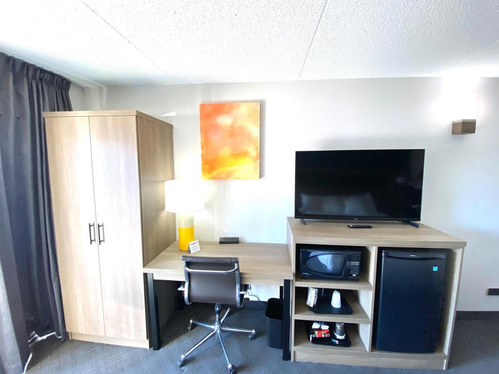 Comfort Inn Saint Catharines Exterior photo