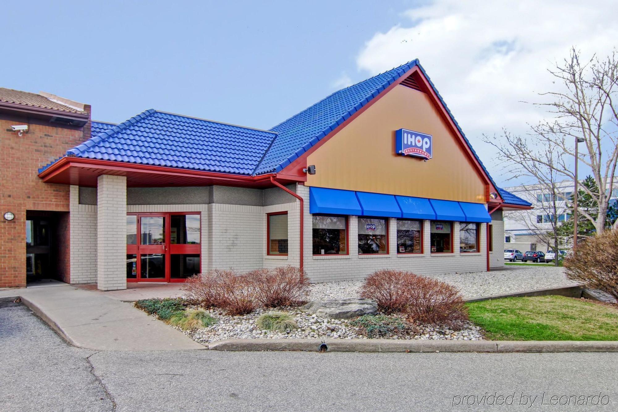 Comfort Inn Saint Catharines Exterior photo