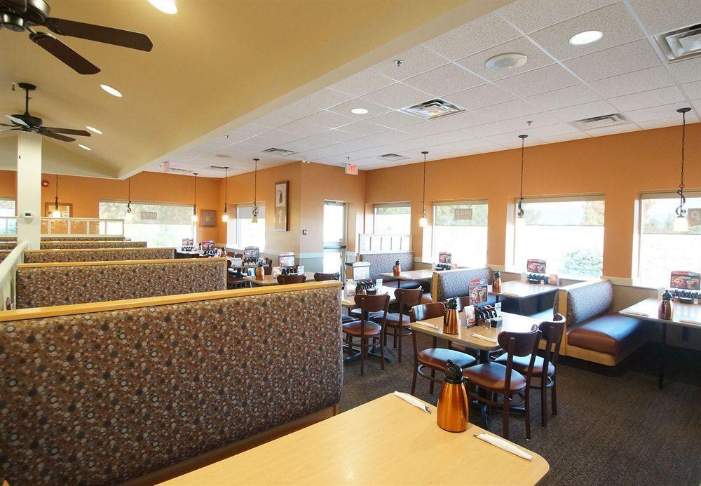 Comfort Inn Saint Catharines Exterior photo