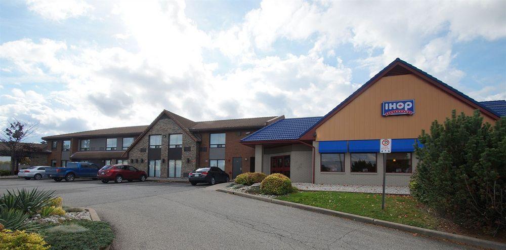 Comfort Inn Saint Catharines Exterior photo