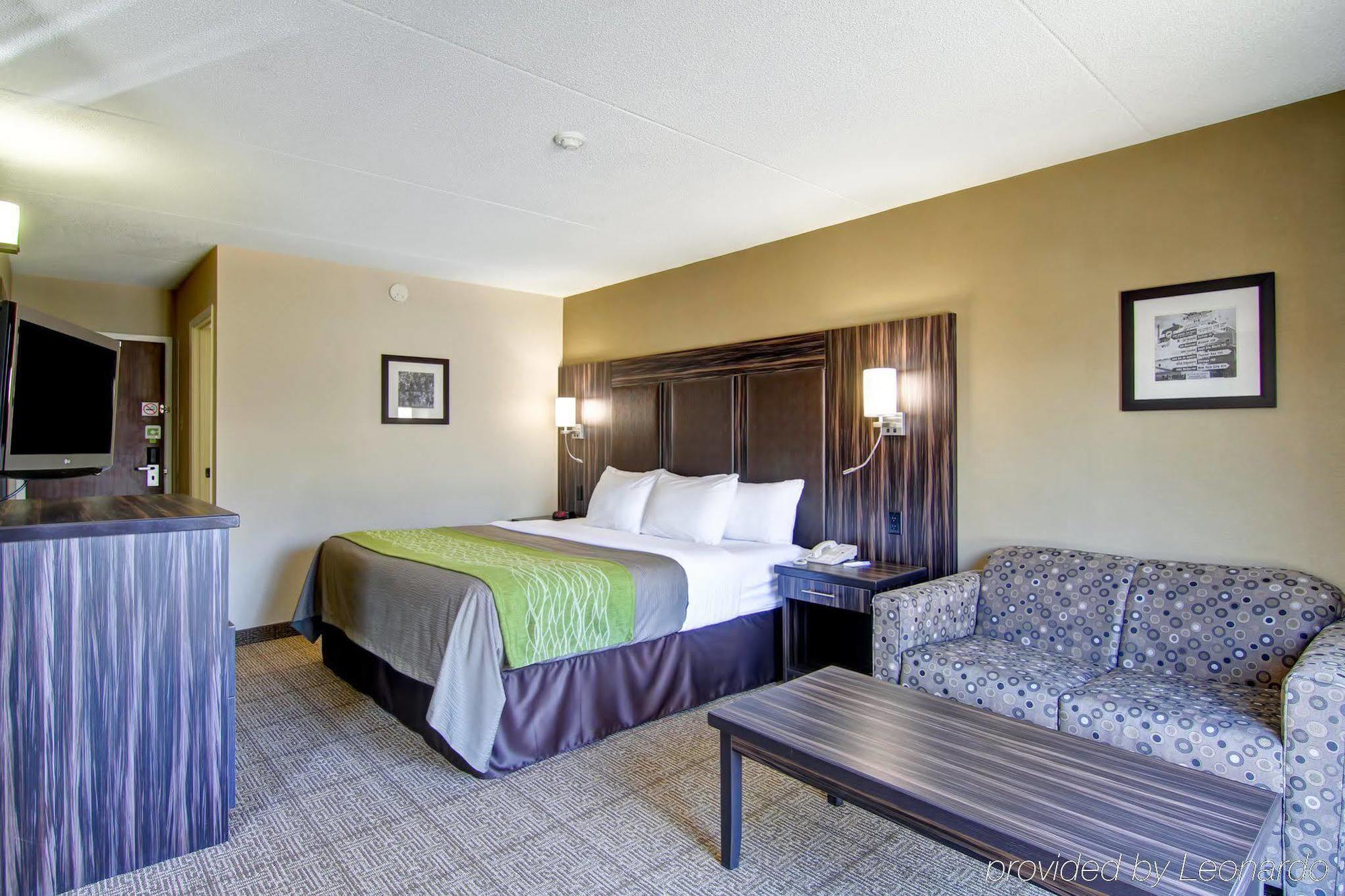 Comfort Inn Saint Catharines Exterior photo